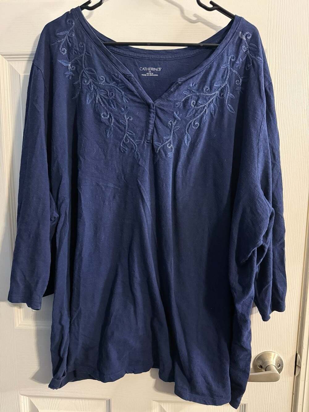 Catherines Navy Blue Embroidered V-Neck 3/4 Sleeve Plus Size Top 4X 30/32W